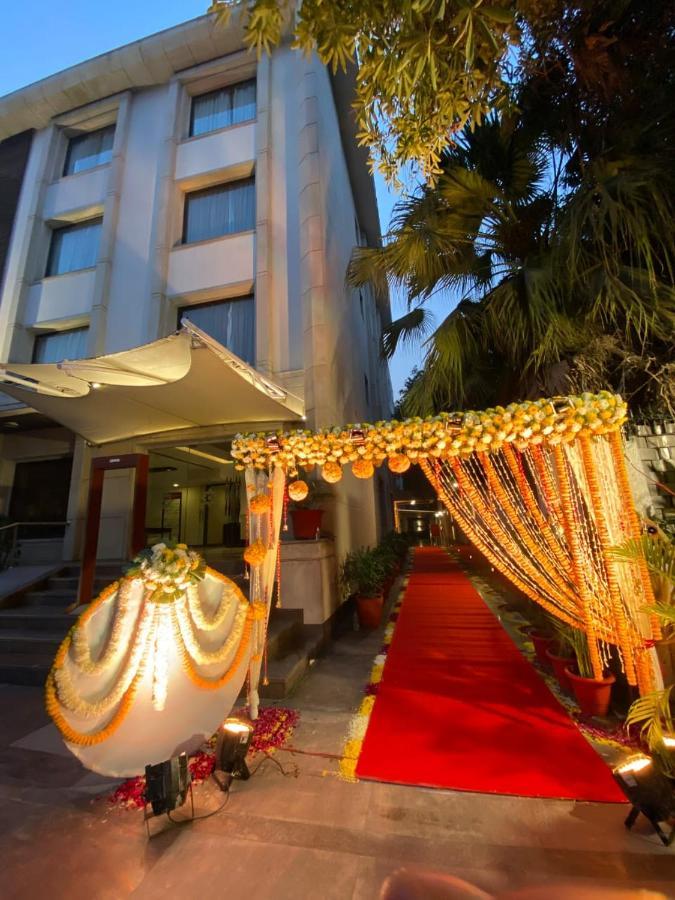 Hotel Ikhaya The Highline New Delhi