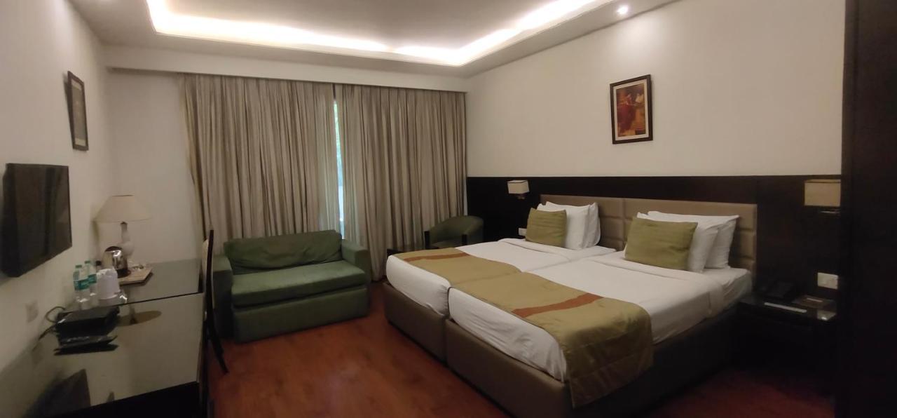 Ikhaya The Highline 4* New Delhi