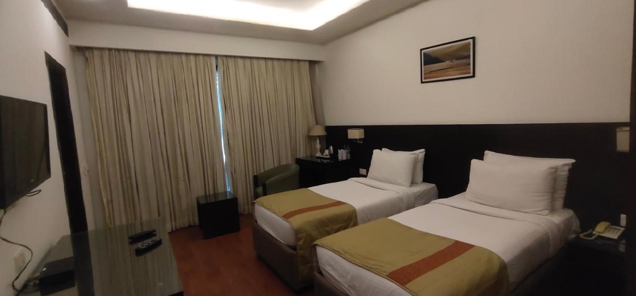 Ikhaya The Highline 4* New Delhi