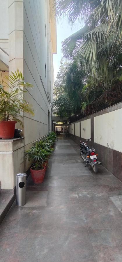 Ikhaya The Highline New Delhi
