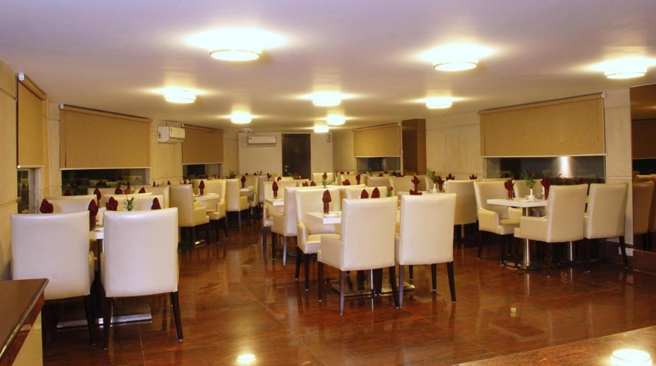 Ikhaya The Highline Hotel 4*